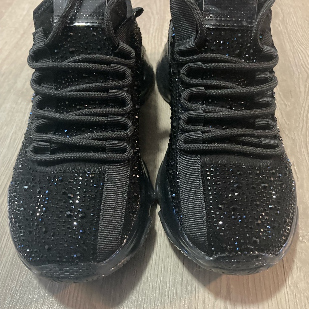 SOLD - Steve Madden Sneakers size 7.5 Excellent and New Condition